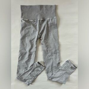 NEW Free People Movement Good Karma Leggings Ice Gray N…